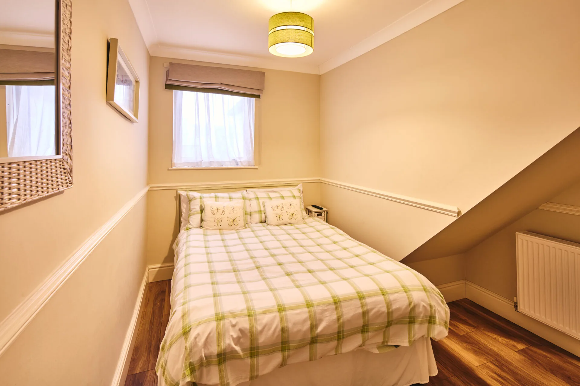 THE LITTLE TROUT bedroom 2